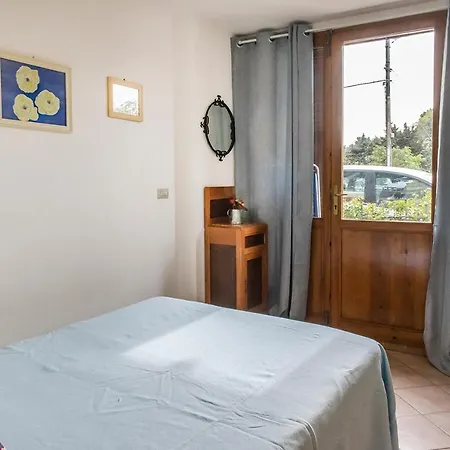 A24 - Poggio, Delizioso Monolocale Con Portico * Poggio (Marche)