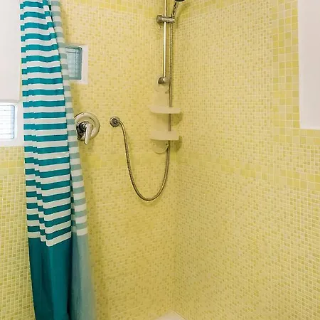 Apartment A24 - Poggio, Delizioso Monolocale Con Portico Poggio (Marche)
